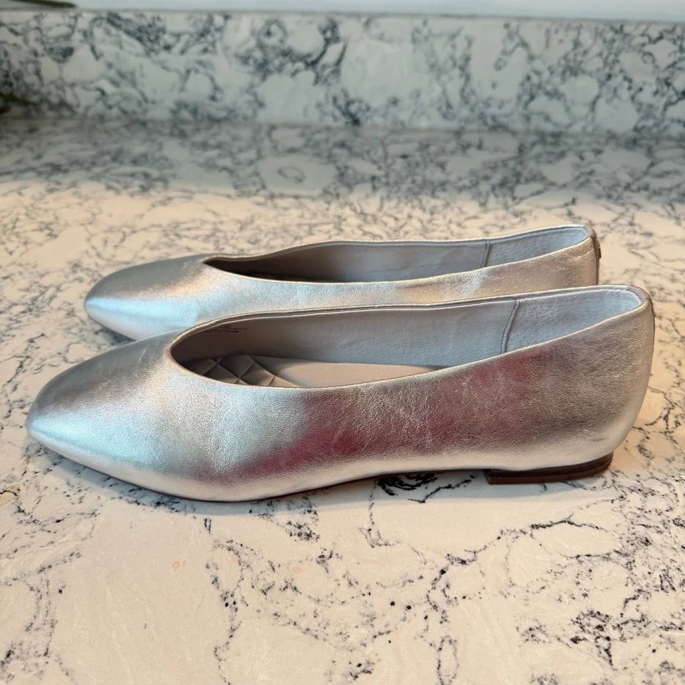 Birdies Silver Women's Flats